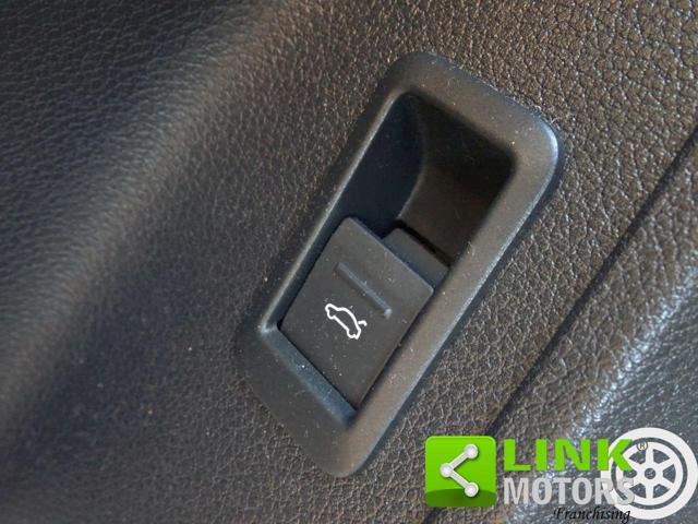 AUDI Q3 40 TFSI quattro Advanced