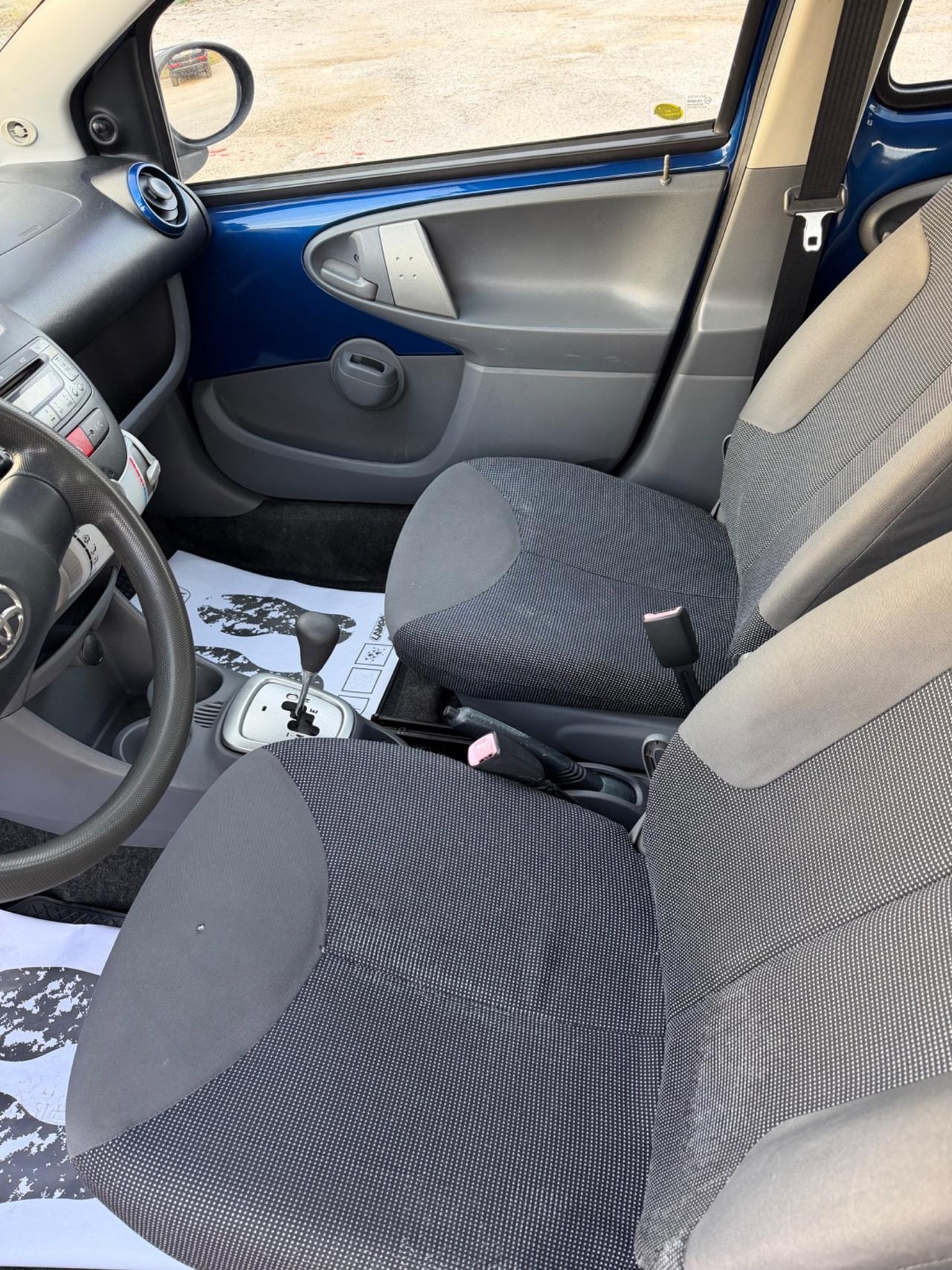 Toyota Aygo 1.0 12V VVT-i 5 porte Blue