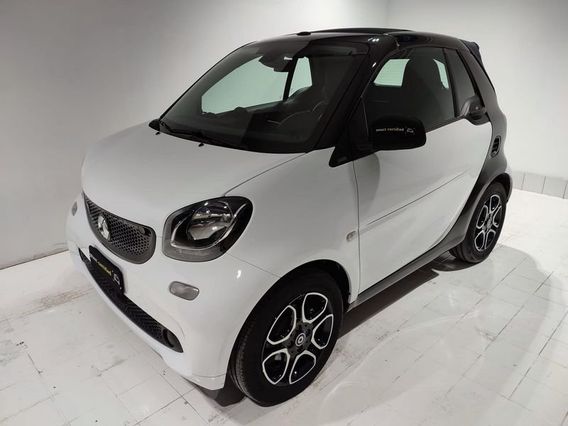 smart fortwo EQ cabrio Passion