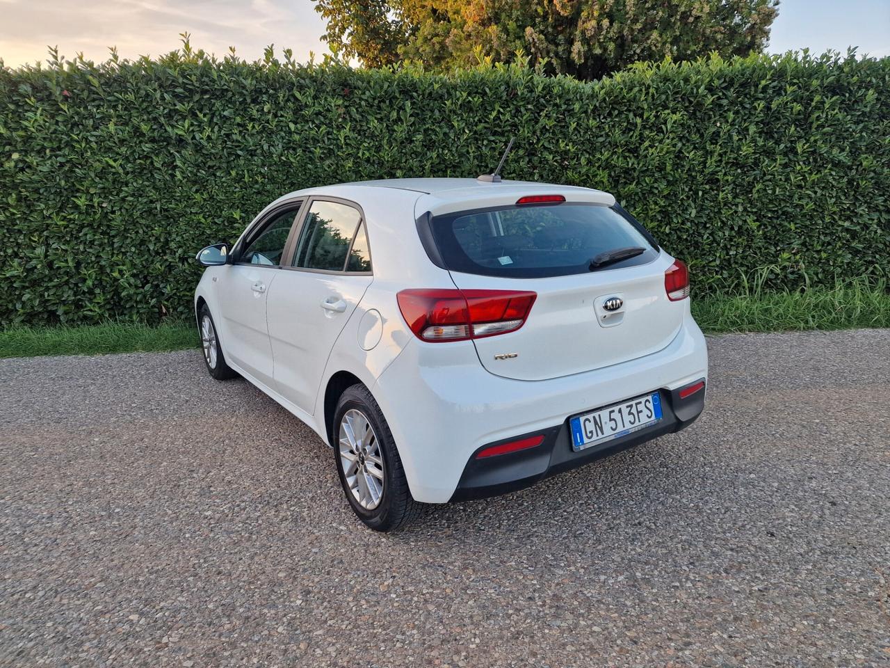 Kia Rio 1.2 5p unipro