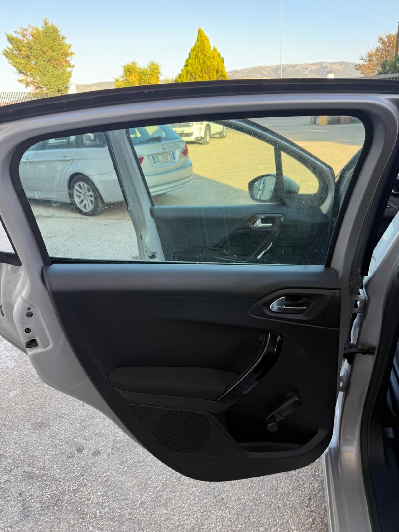 Peugeot 208 1.2 VTi 82 CV 5 porte Allure