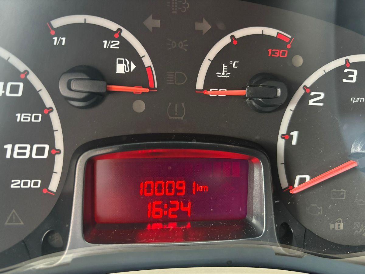 FORD Ka 1.2 8V 69CV Titanium