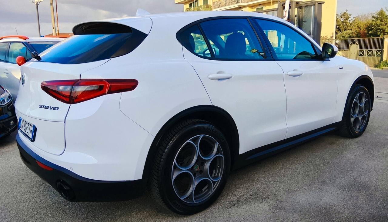 Alfa Romeo Stelvio 2.2 190 CV AT8 Q4 Sprint