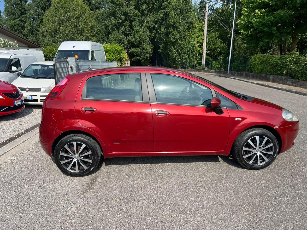 Fiat Punto 1.4 5 porte Active Ok neopatentato