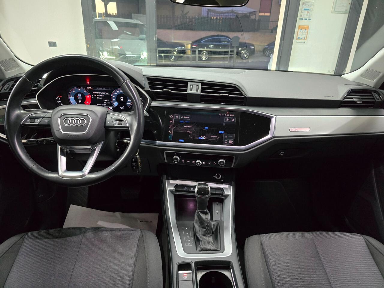 Audi Q3 35 TDI S tronic Business Advanced