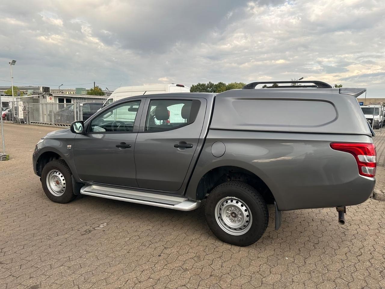 Mitsubishi L200 2.4 DI-D/154CV Double Cab Invite