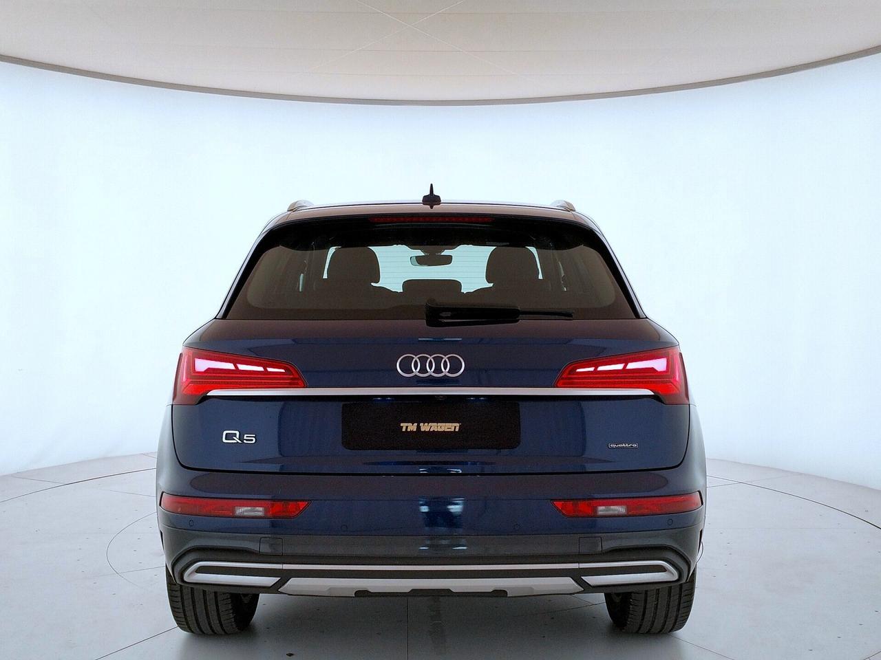 AUDI Q5 40 2.0 tdi mhev 12V Business Advanced quattro s-tronic - IVA ESPOSTA