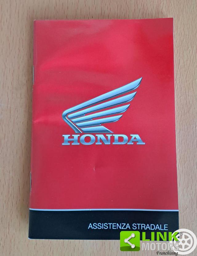 HONDA Transalp XL750 .