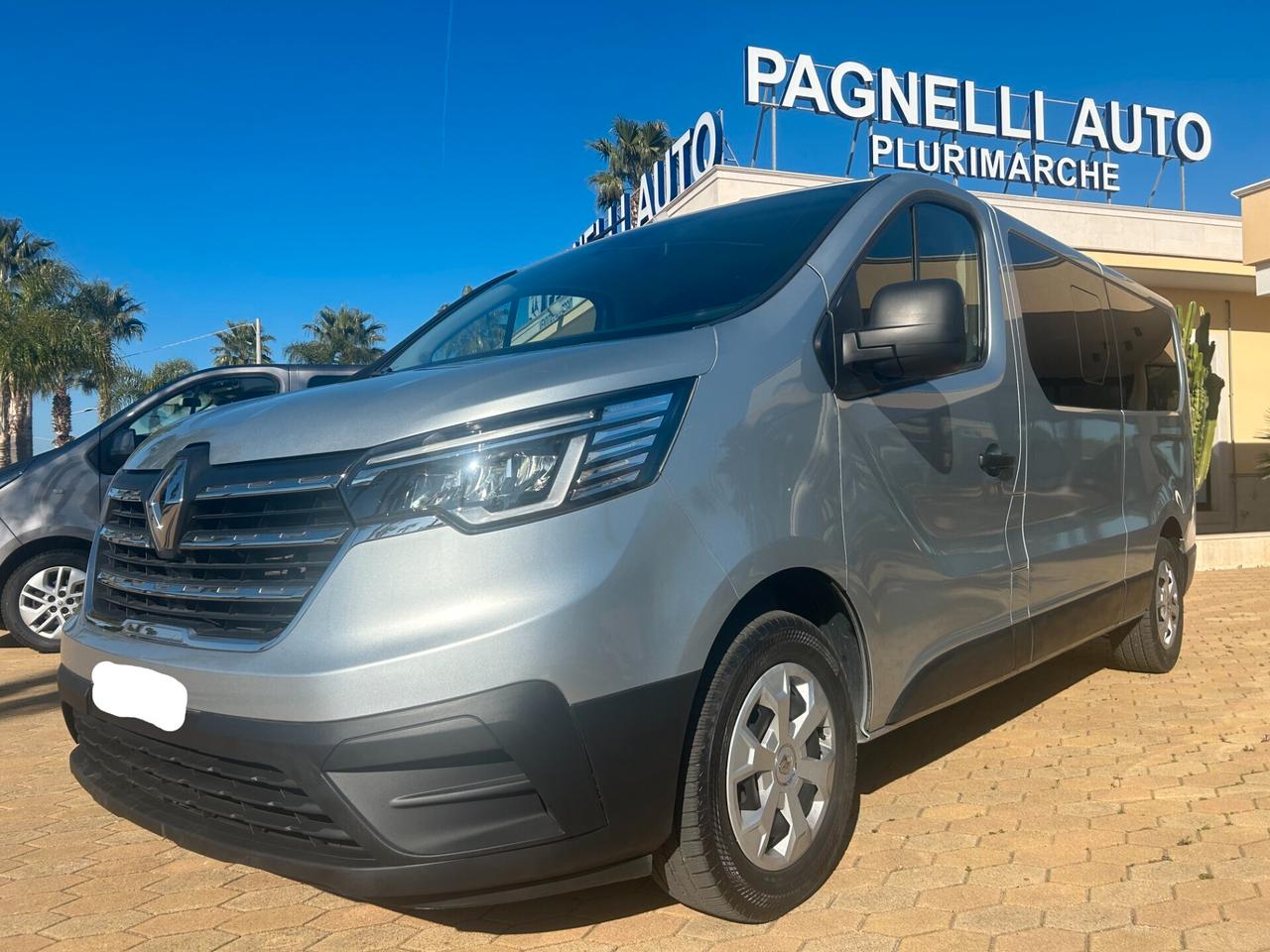Renault Trafic 9posti 2.0BluedCi 150CV P.Lungo Zen