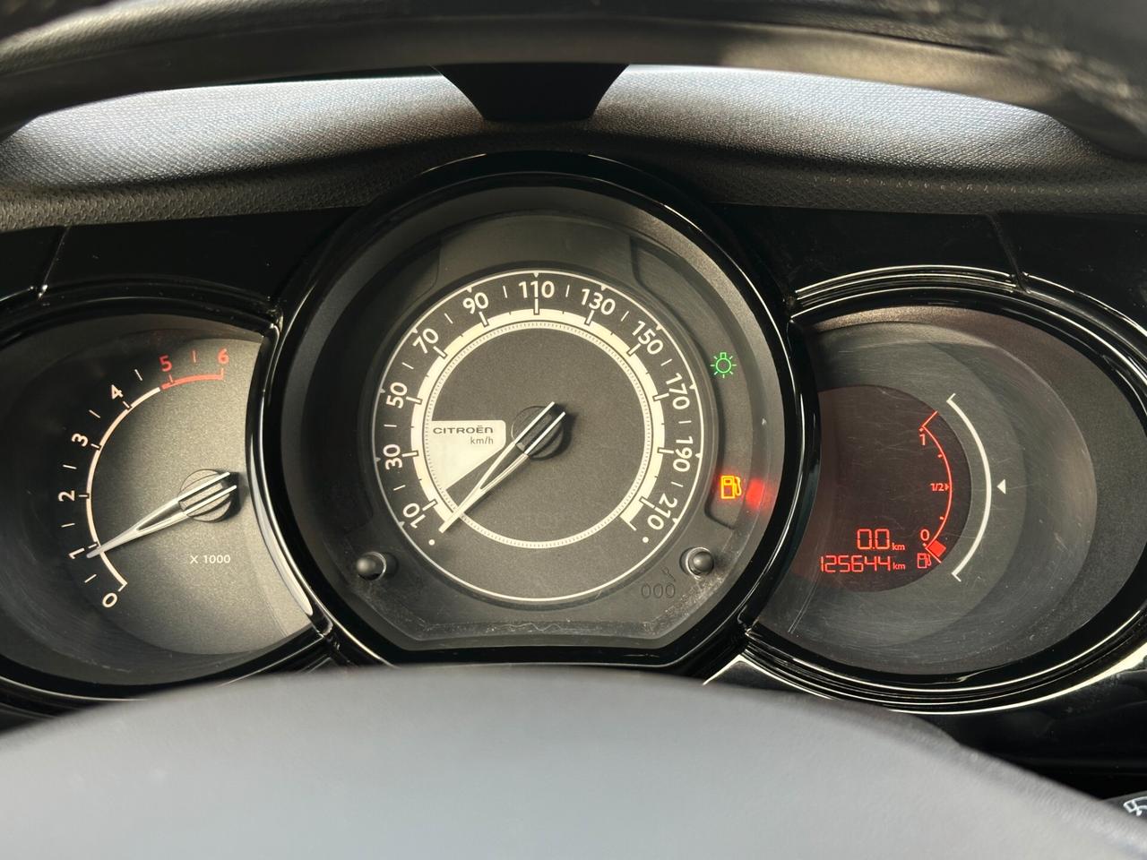 CITROEN C3 1.6 BlueHDi 100 S&S Exclusive