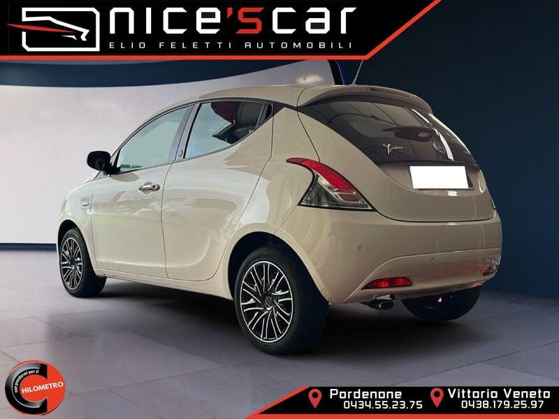 Lancia Ypsilon Ypsilon 1.0 FireFly 5 porte S&S Hybrid Ecochic Gold