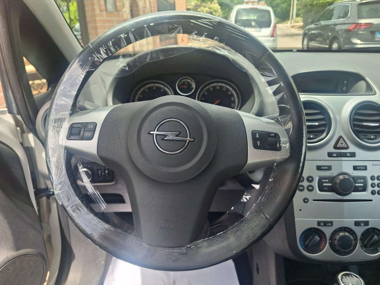 Opel Corsa 1.2 85CV 3 porte GPL-TECH Club