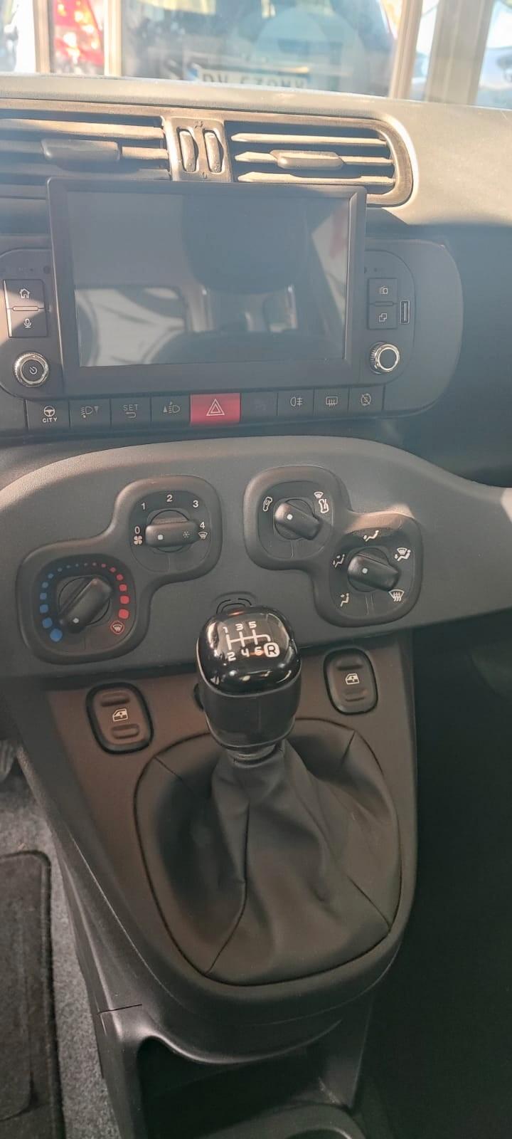 Fiat Panda 1.0 FireFly S&S Hybrid Pandina