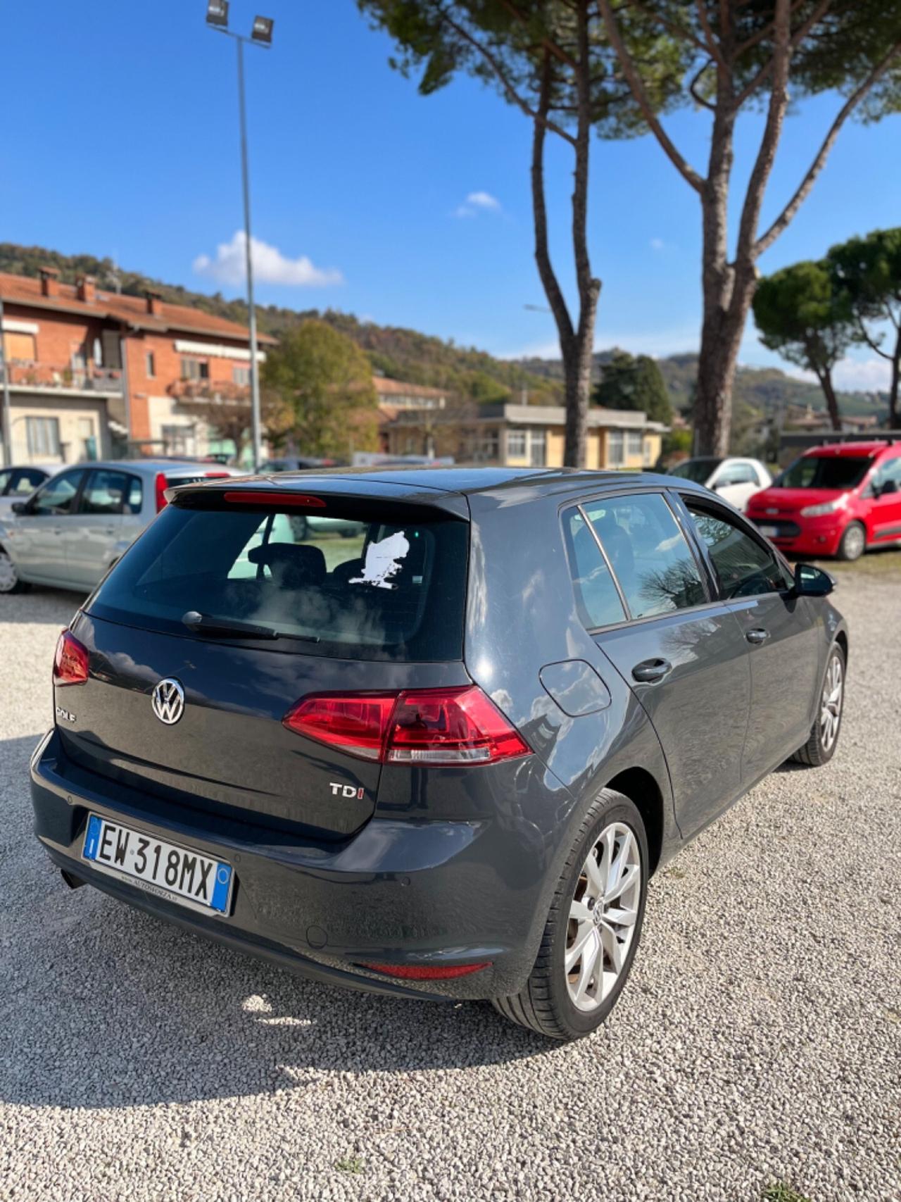 Volkswagen Golf 7 1.6 TDI DSG PERFETTA NEOPATENTATI