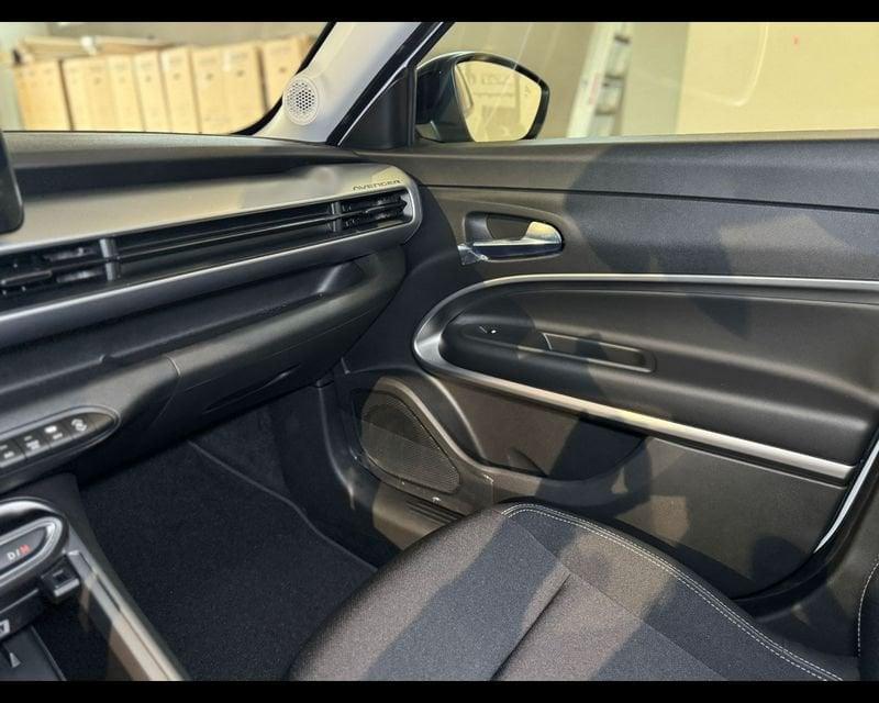 Jeep Avenger 1.2 Turbo MHEV Summit