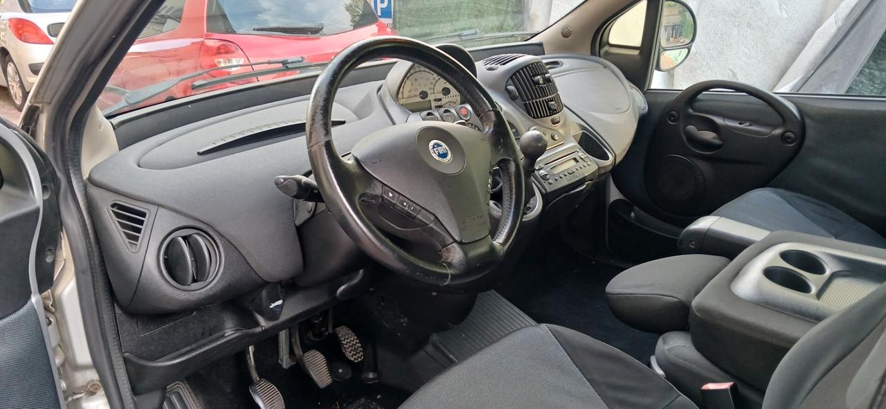 Fiat Multipla 1.6 6 posti metano neopatentati