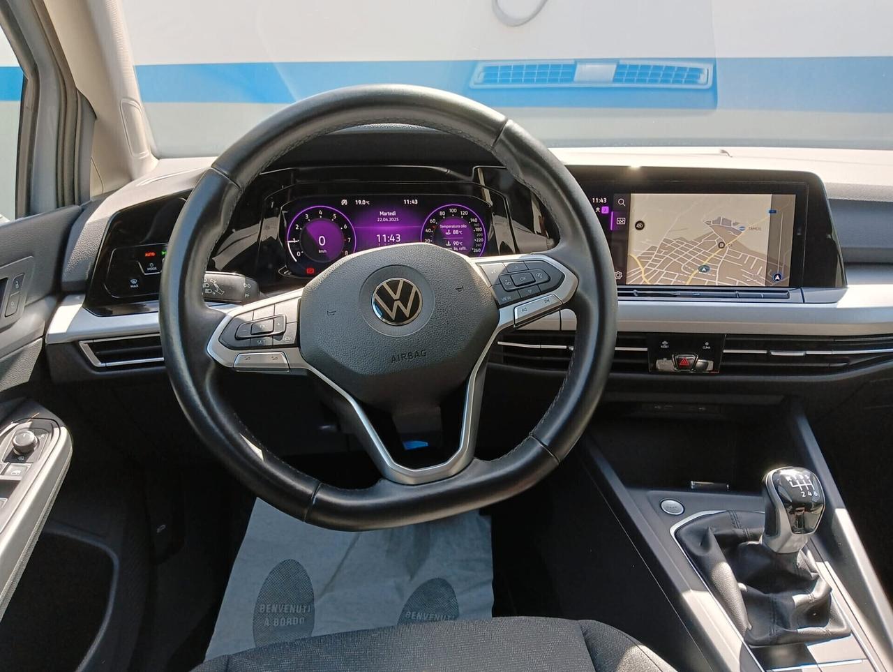 Volkswagen Golf 1.0 TSI 115 CV 5p. Business BlueMotion Technology