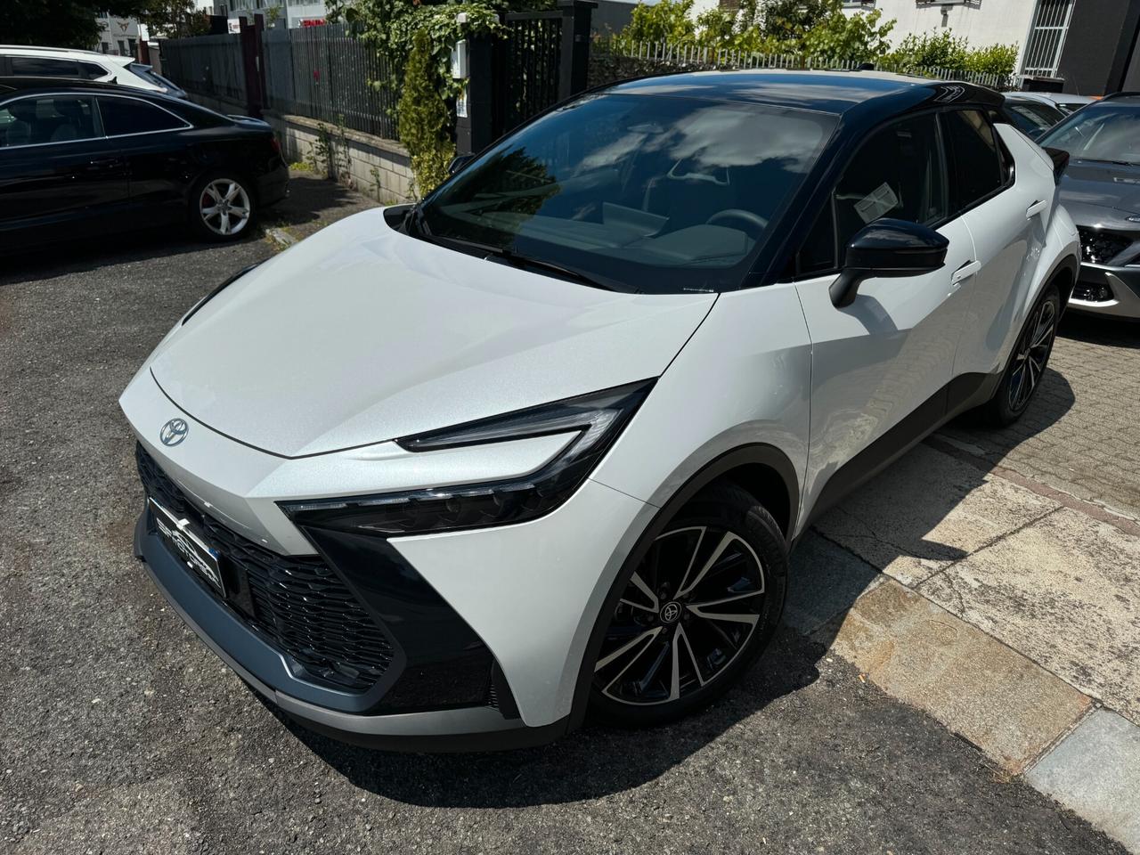 Toyota C-HR 2.0 Hybrid E-CVT Lounge PRONTA CONSEGNA