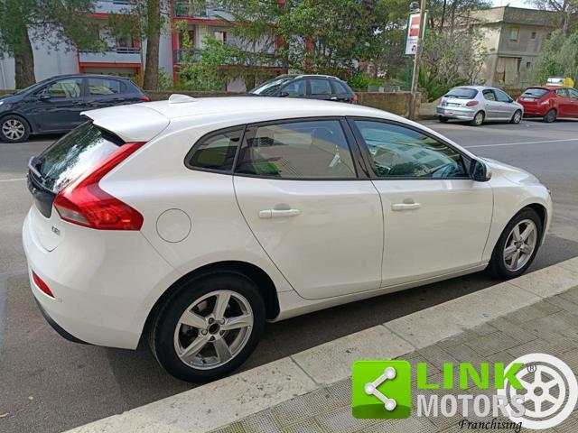 VOLVO V40 D2 1.6 Kinetic NEOPATENTATI
