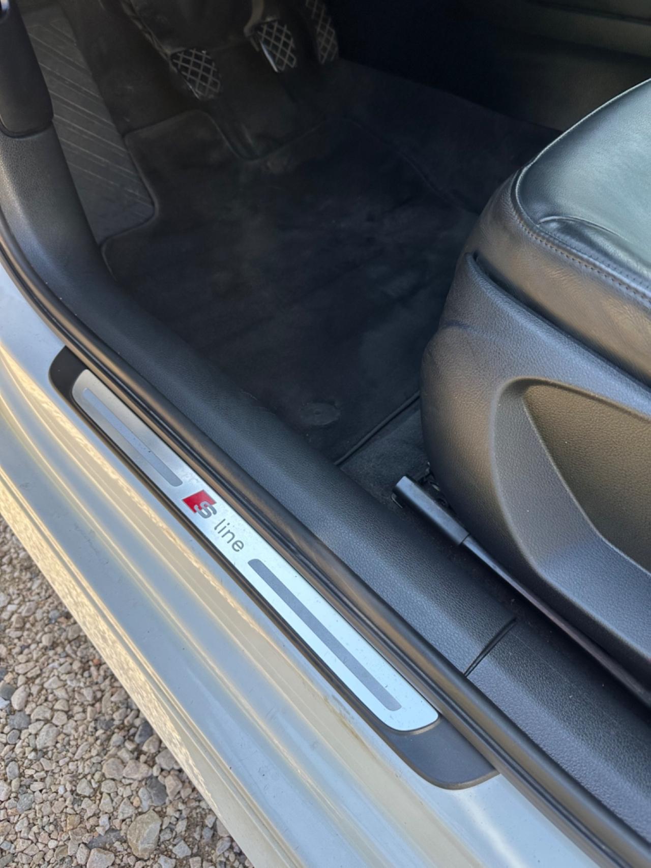 Audi A3 1.6 TDI SLINE KMCERT GARANZ UNICOPR