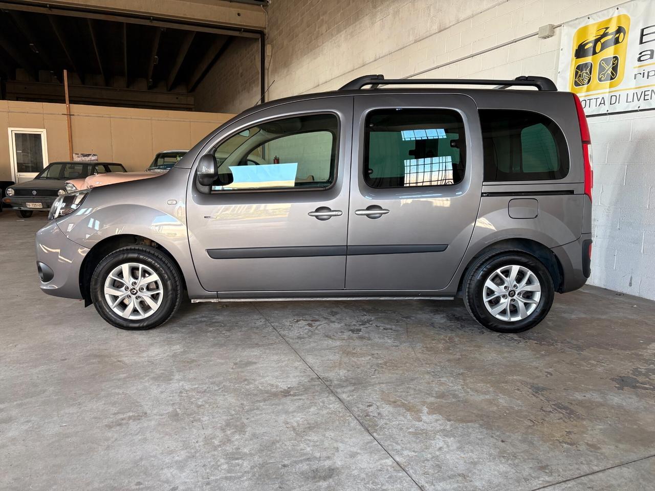 Renault Kangoo 1.5 blue dci Limited 116cv AUTOVETTURA
