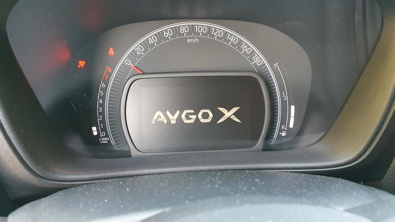 Toyota Aygo X 1.0 VVT-i 72 CV 5 porte Trend S-CVT