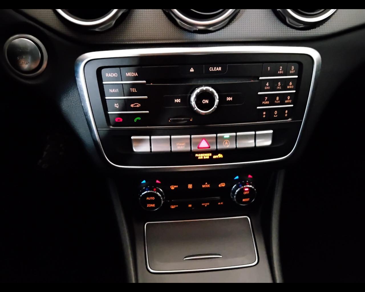 Mercedes-Benz GLA-X156 2017 - GLA 200 d Sport auto