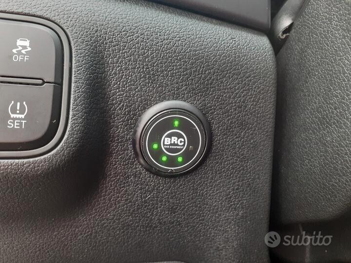 Hyundai i20 1.2 MPI MT GPL Connectline
