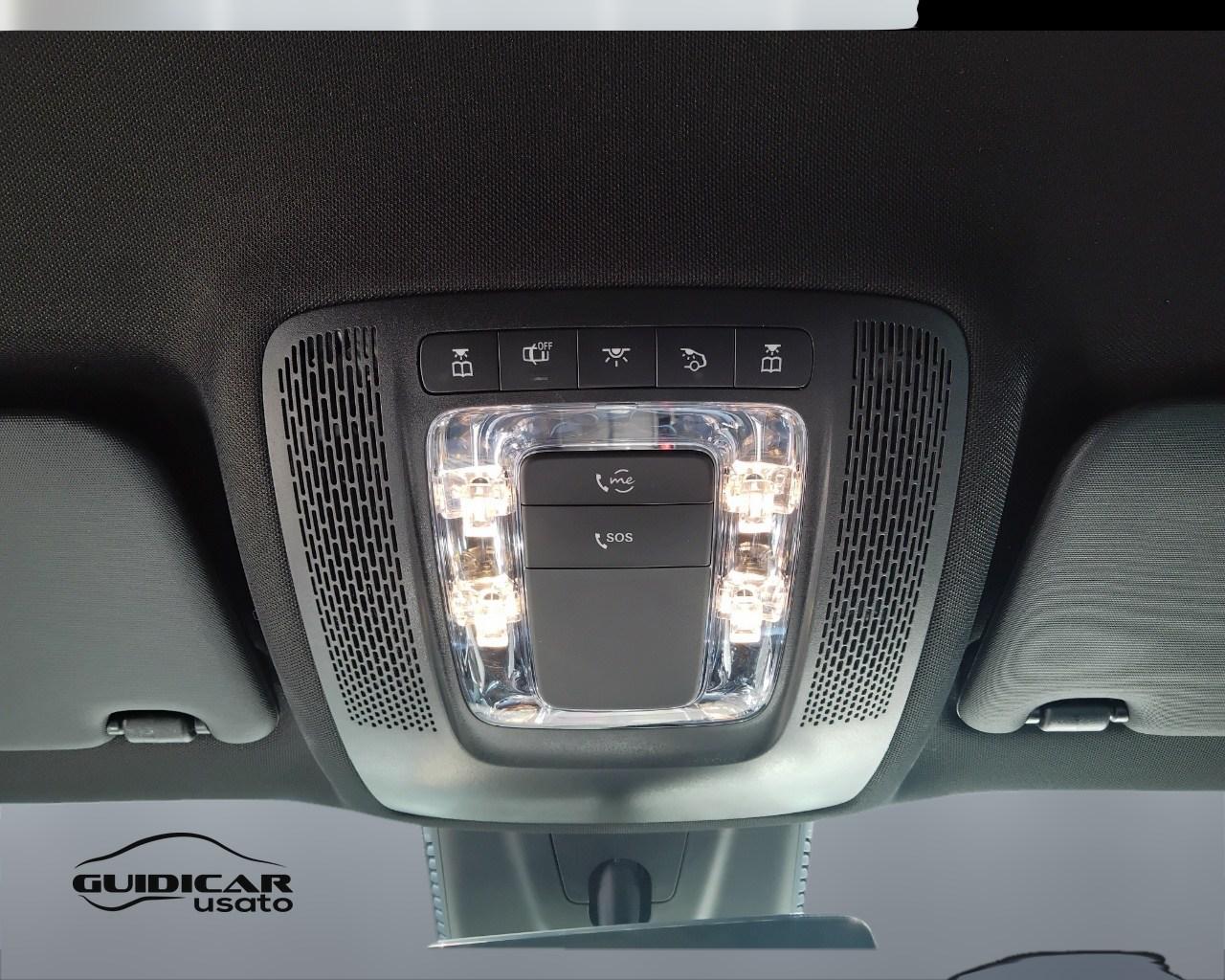 Mercedes-Benz GLB - X247 2019 - GLB 200 d Premium auto