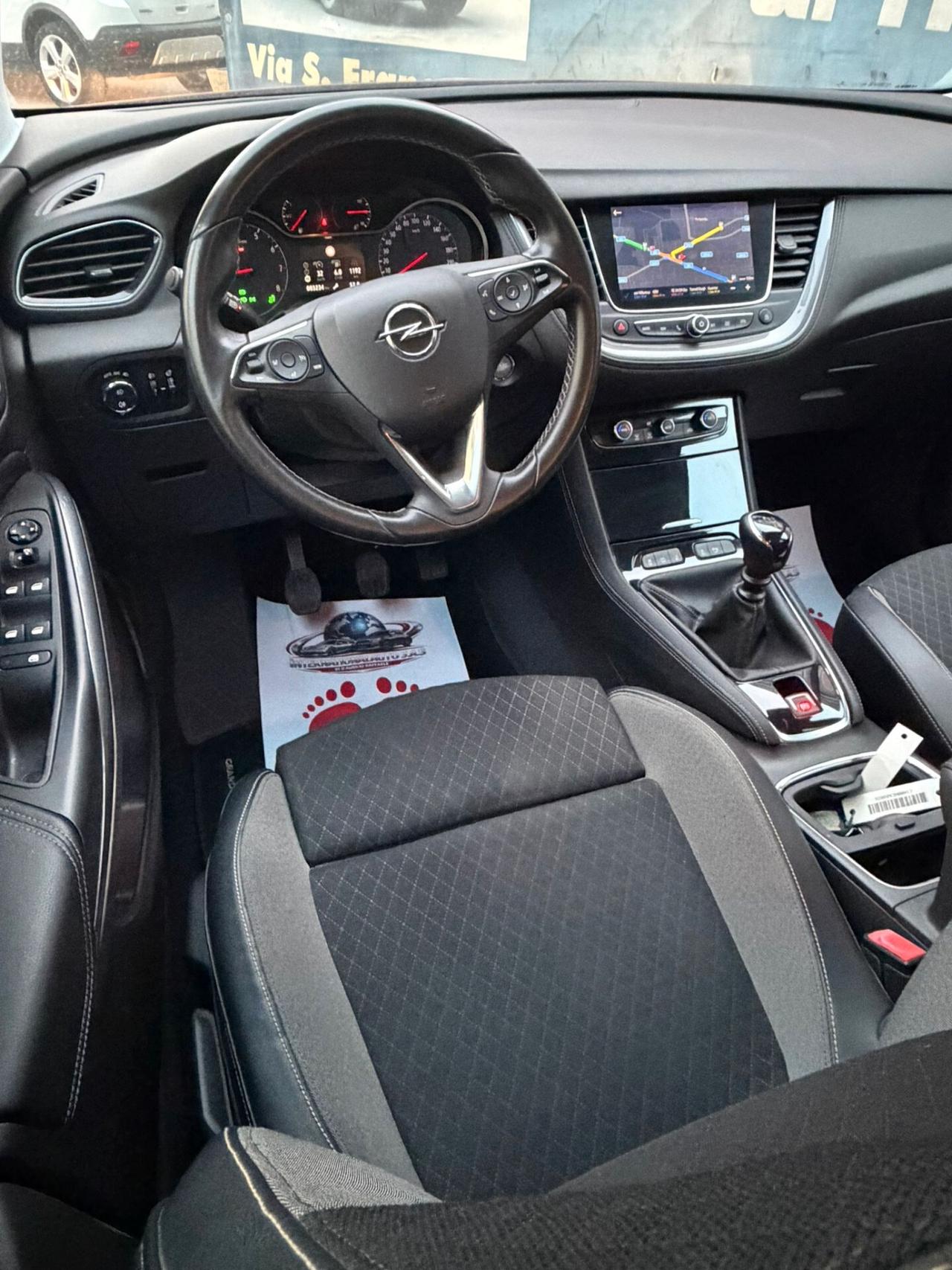 Opel Grandland 1.2 130 CV