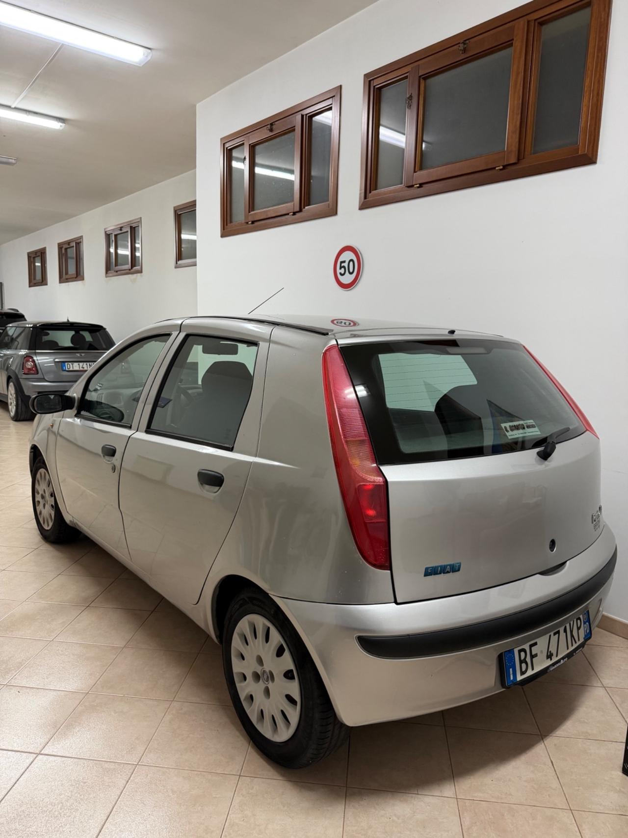 Fiat Punto 1.9 JTD 5 porte HLX