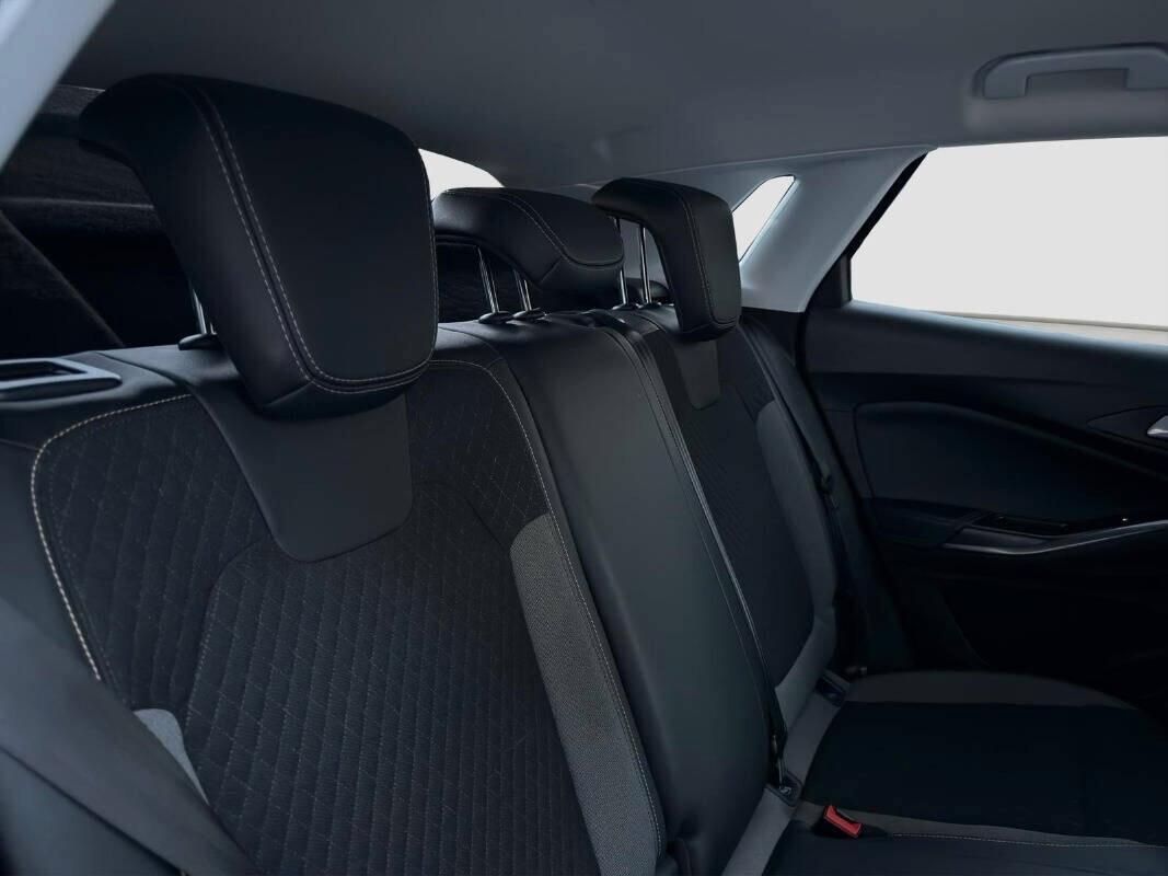 Opel Grandland X 1.5 Diesel 130 CV Design Line 2021