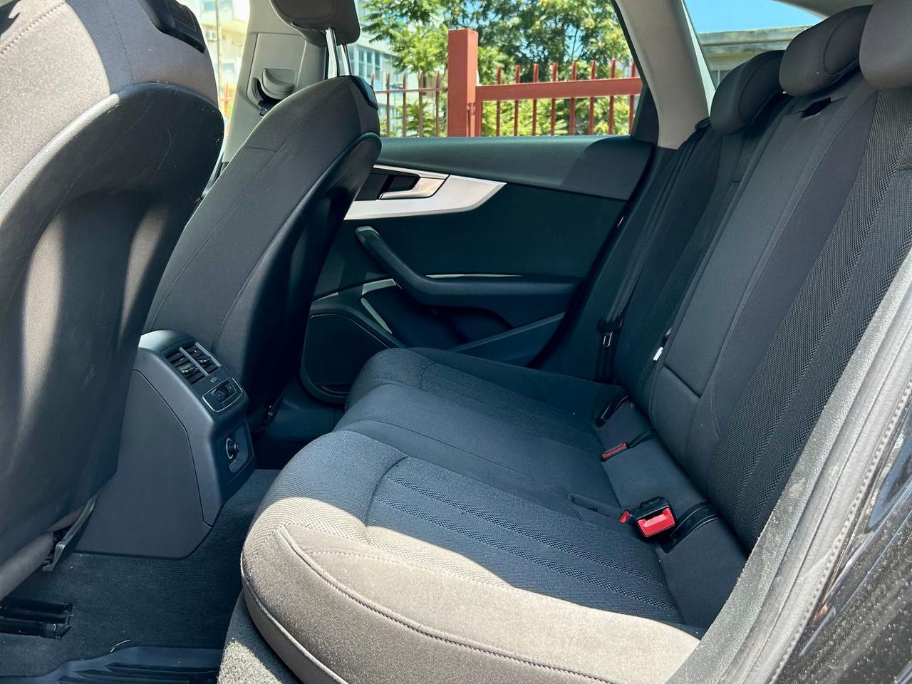 Audi A4 Business 2.0 35 TDI #6266
