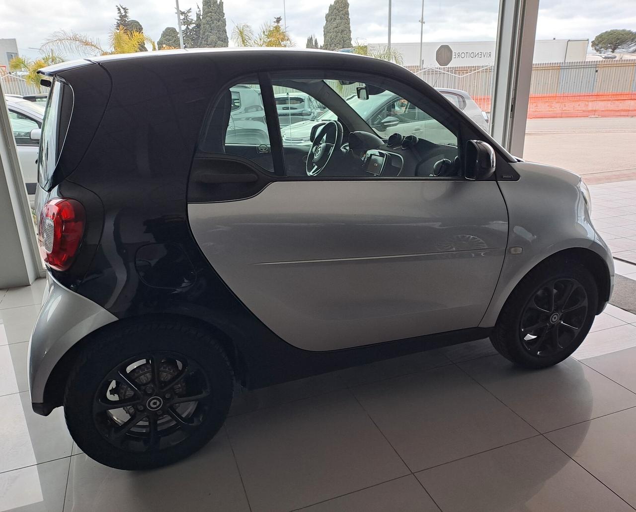 Smart ForTwo 70 1.0 twinamic Passion uni/prop 2016