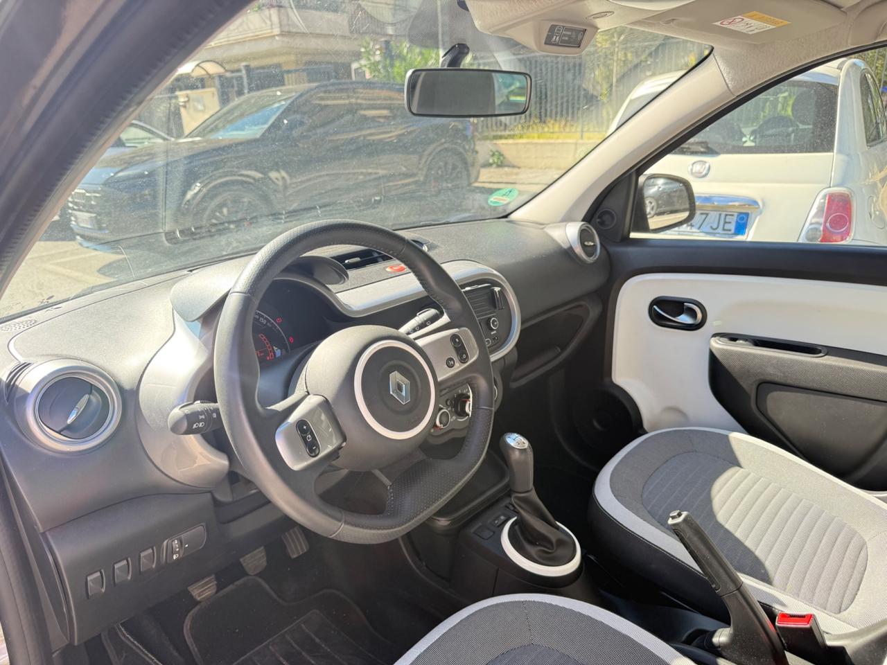 Renault Twingo LIMITEED LED PDC BLUETOOTH CLIMA AUTOMATICO