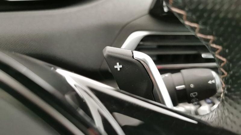 Peugeot 3008 1.6 hybrid phev GT 225cv e-eat8