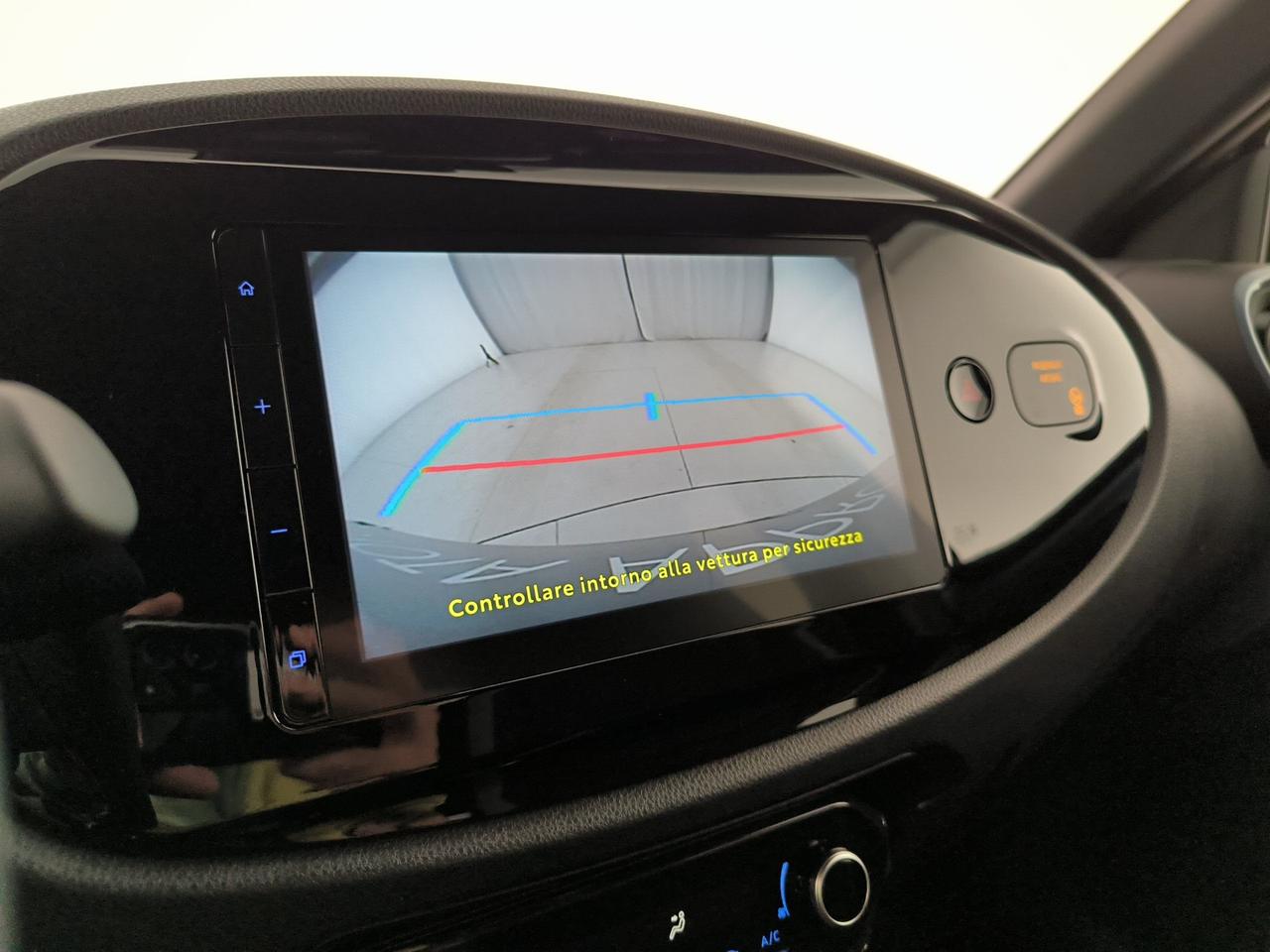 Toyota Aygo x 1.0 trend 72cv