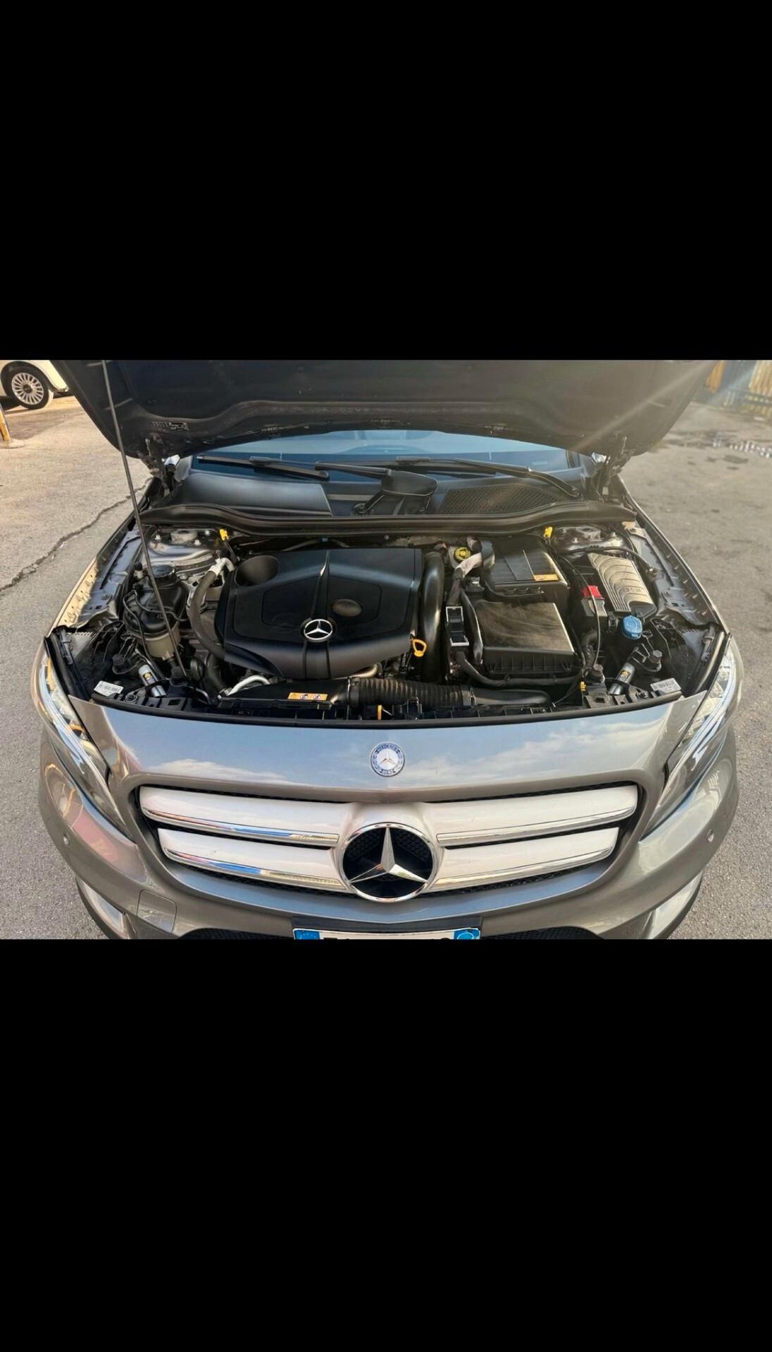 Mercedes-benz GLA 200 d Automatic Premium