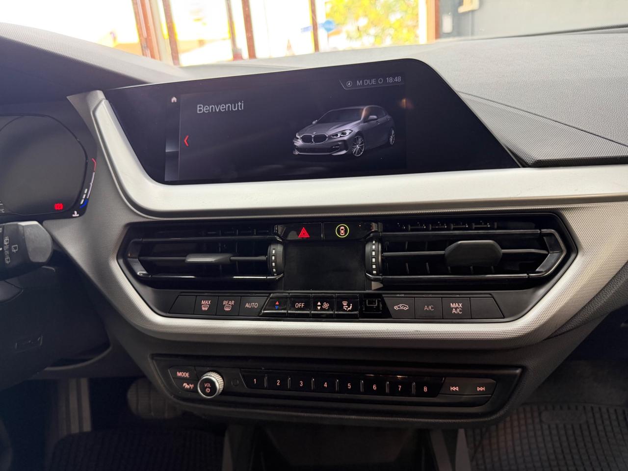 Bmw 116d 5p. Advantage Automatica