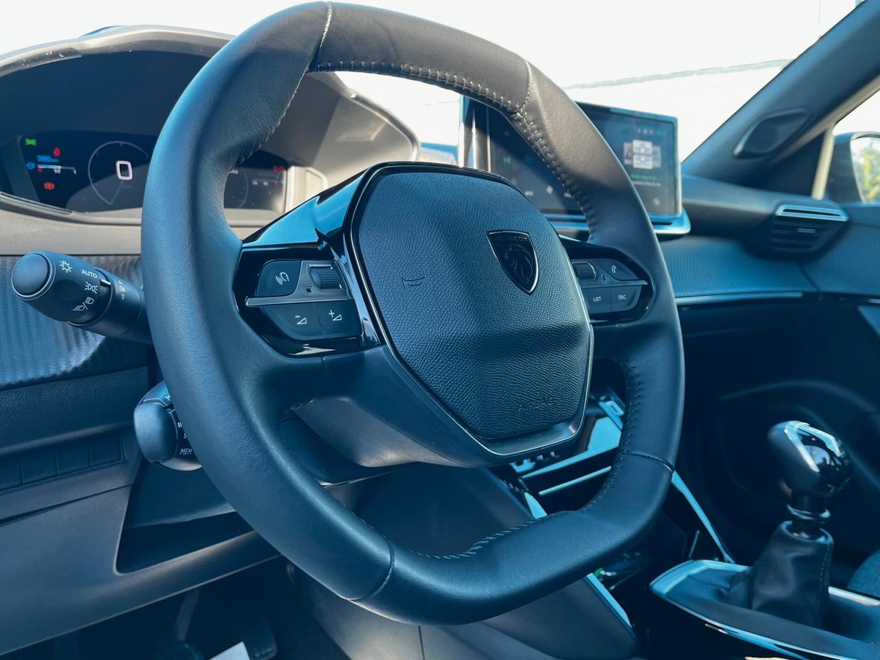 Peugeot 2008 PureTech 100 S&S Allure