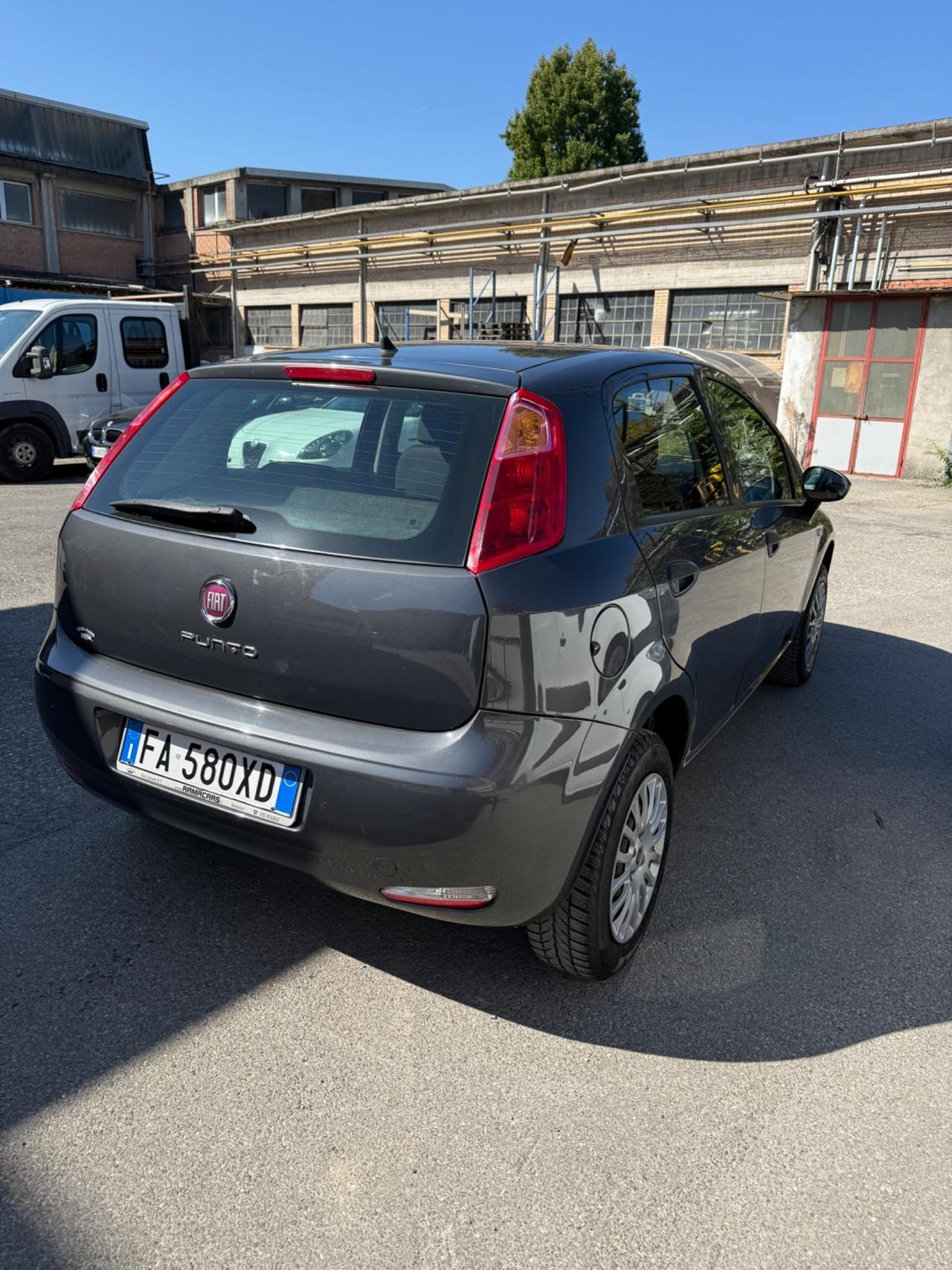 Fiat Punto 1.4 8V 5 porte Natural Power Lounge
