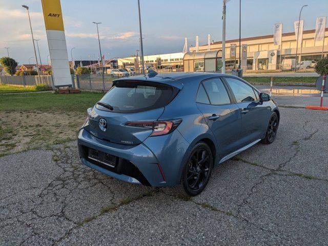 TOYOTA Corolla 1.8 Hybrid Business