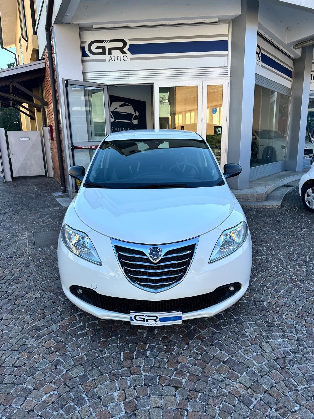 Lancia Ypsilon 1.2Bz 69Cv 5P - Uniproprietario