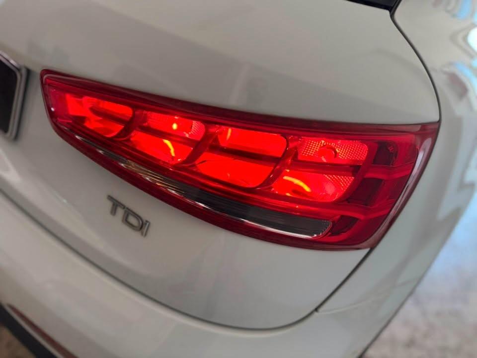 Audi Q3 2.0 TDI Business 140 Cv - 2014