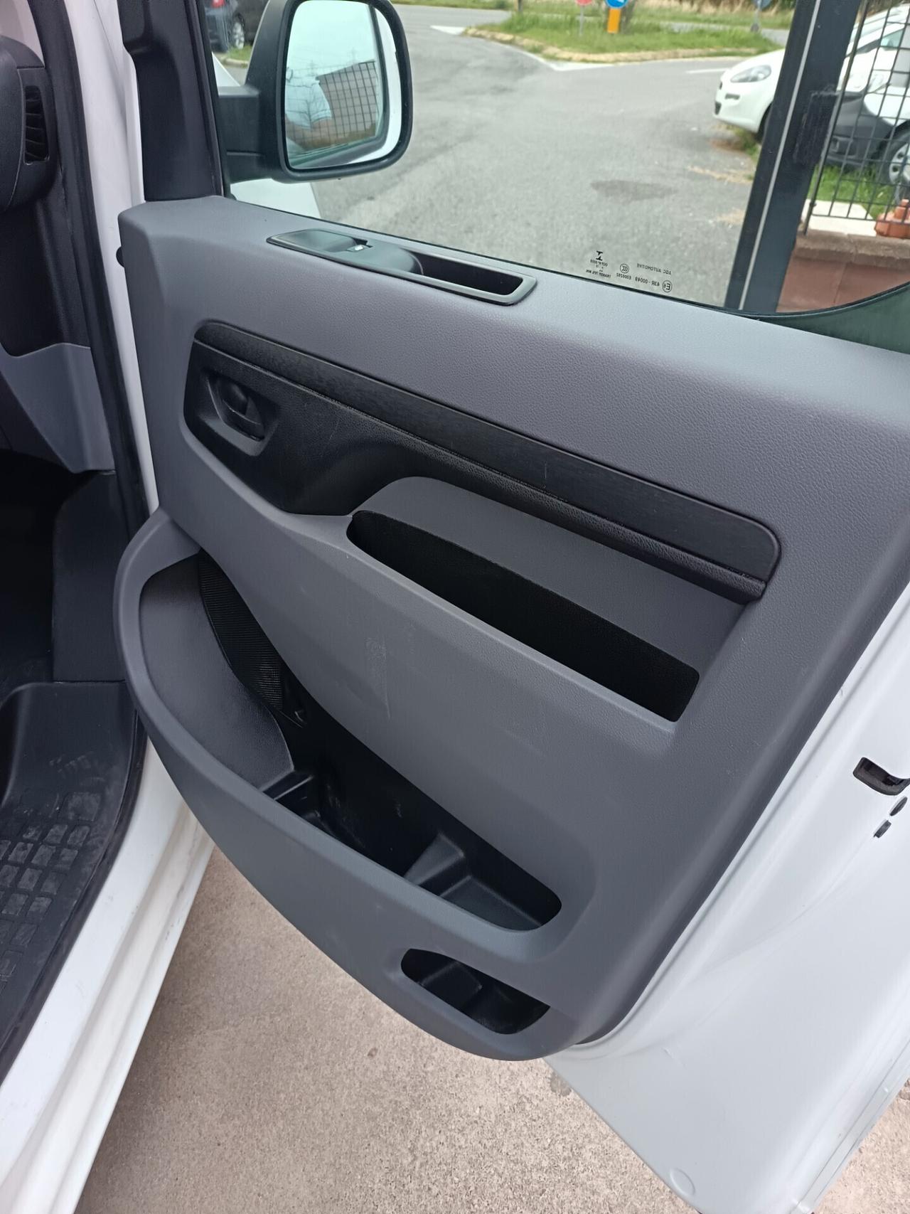 Vivaro 1.5 Diesel 120CV S&S PL-TN M Furgone Enjoy