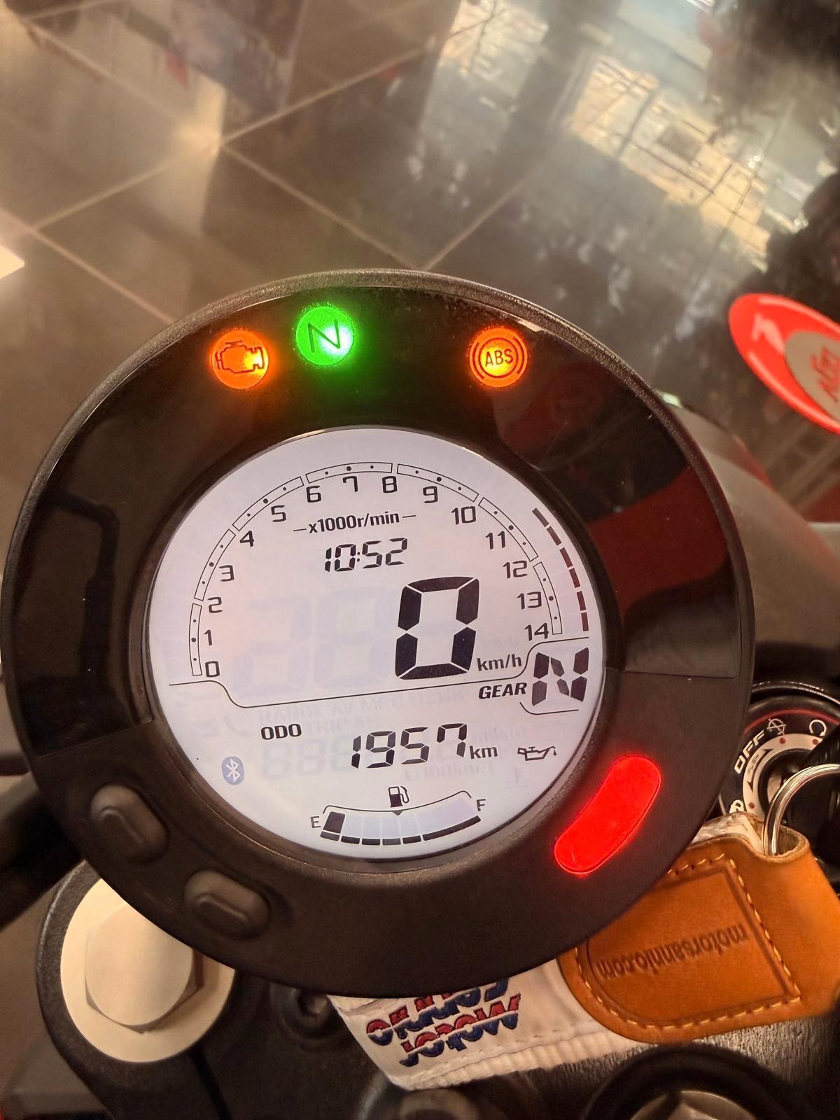 Kawasaki Eliminator 500 DEMO