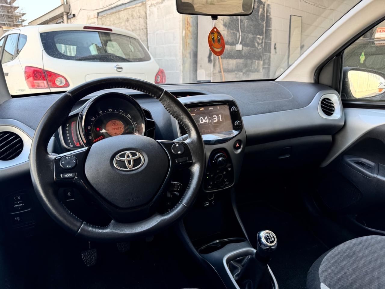 Toyota Aygo 1.0 VVT-i 72 CV 5 porte x-cite