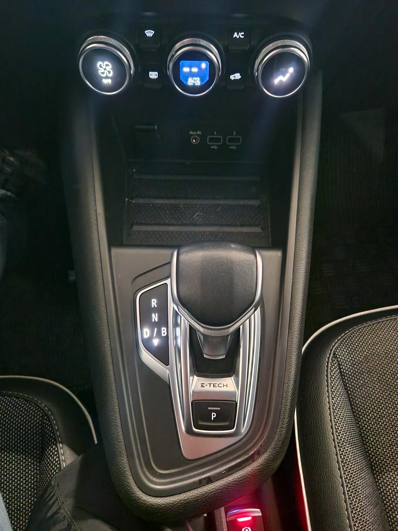 Renault Captur Plug-in Hybrid E-Tech 160 CV Intens