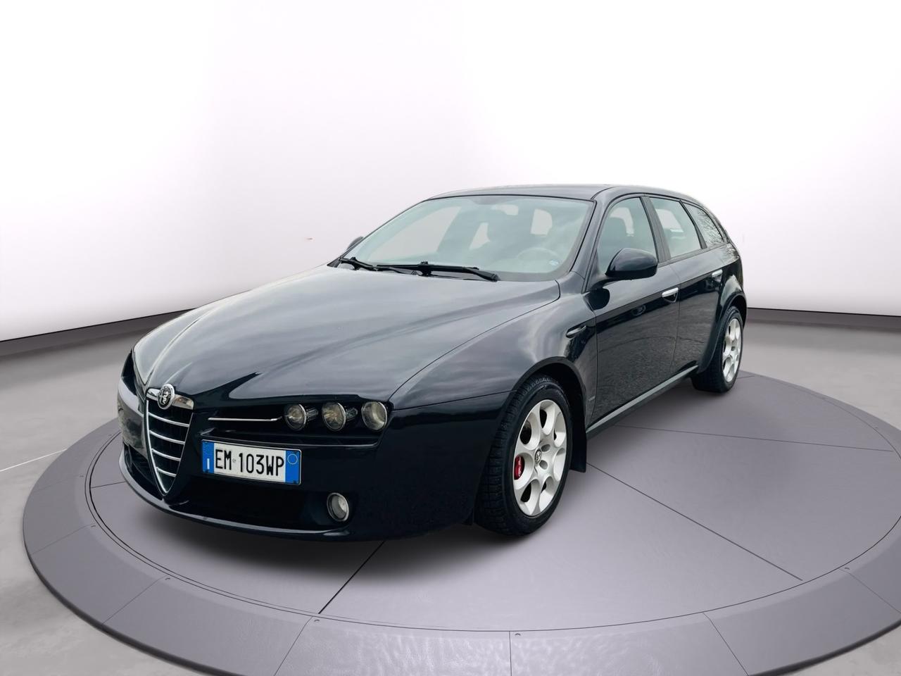 Alfa Romeo 159 2.0 JTDm 2012 tenuta da amatore