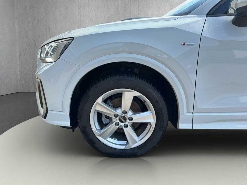 Audi Q2 1.5 35 TFSI S LINE S TRONIC NAVI LED